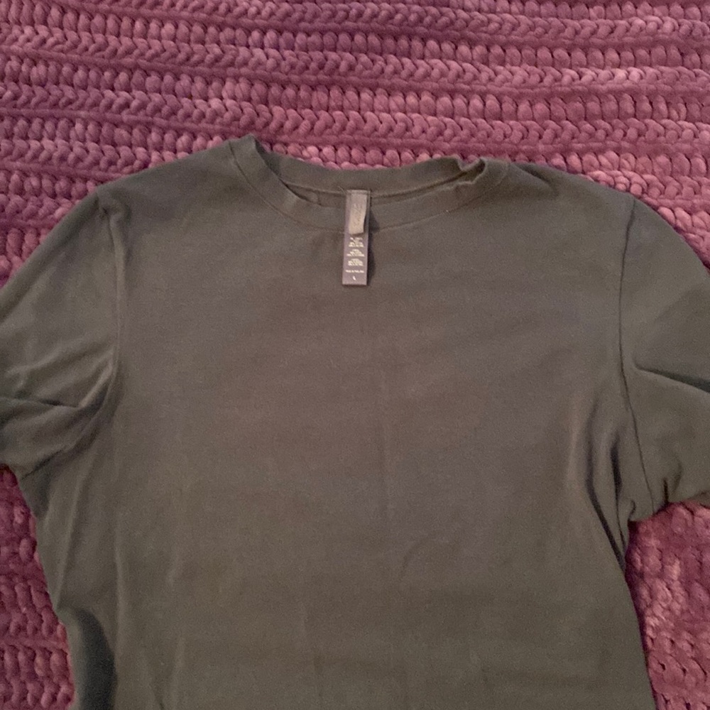 Skims short sleeve tee